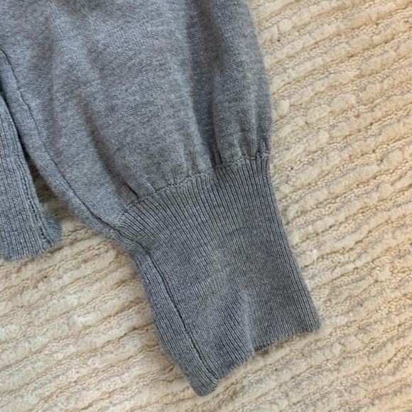 Cute Feminine Gray Floral Ruffle Collared Sweater - Picture 4 of 6